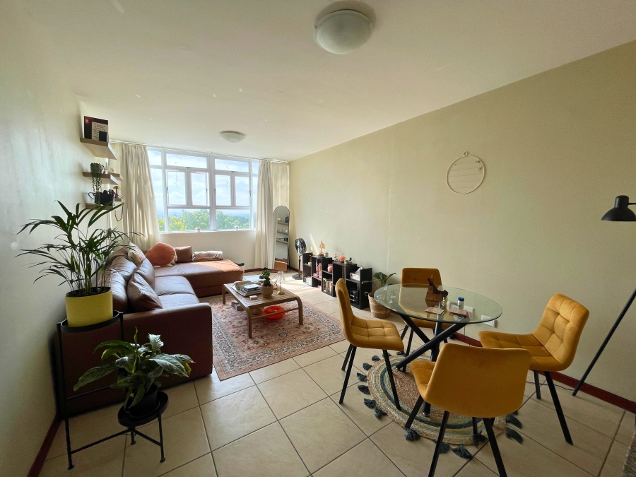 To Let 1 Bedroom Property for Rent in Loevenstein Western Cape